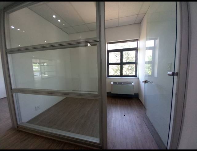 409M² OFFICE TO LET IN BRYANSTON